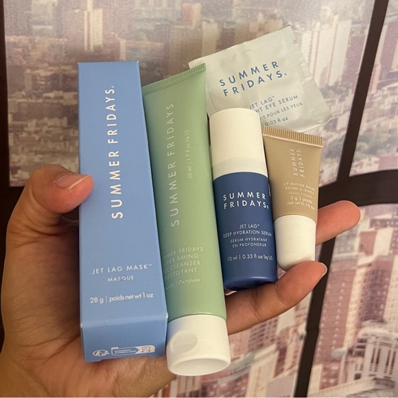 NWT Summer Fridays. The Signature 5 Piece Travel Skincare Set (Perfect Gift!) - Picture 8 of 9